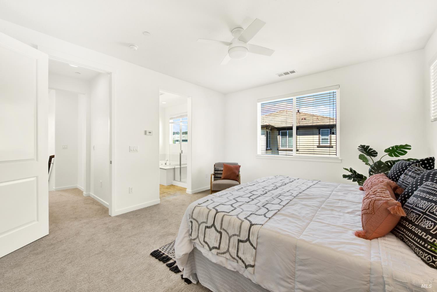 Detail Gallery Image 43 of 71 For 399 Allegany Ct, Fairfield,  CA 94534 - 3 Beds | 2/1 Baths