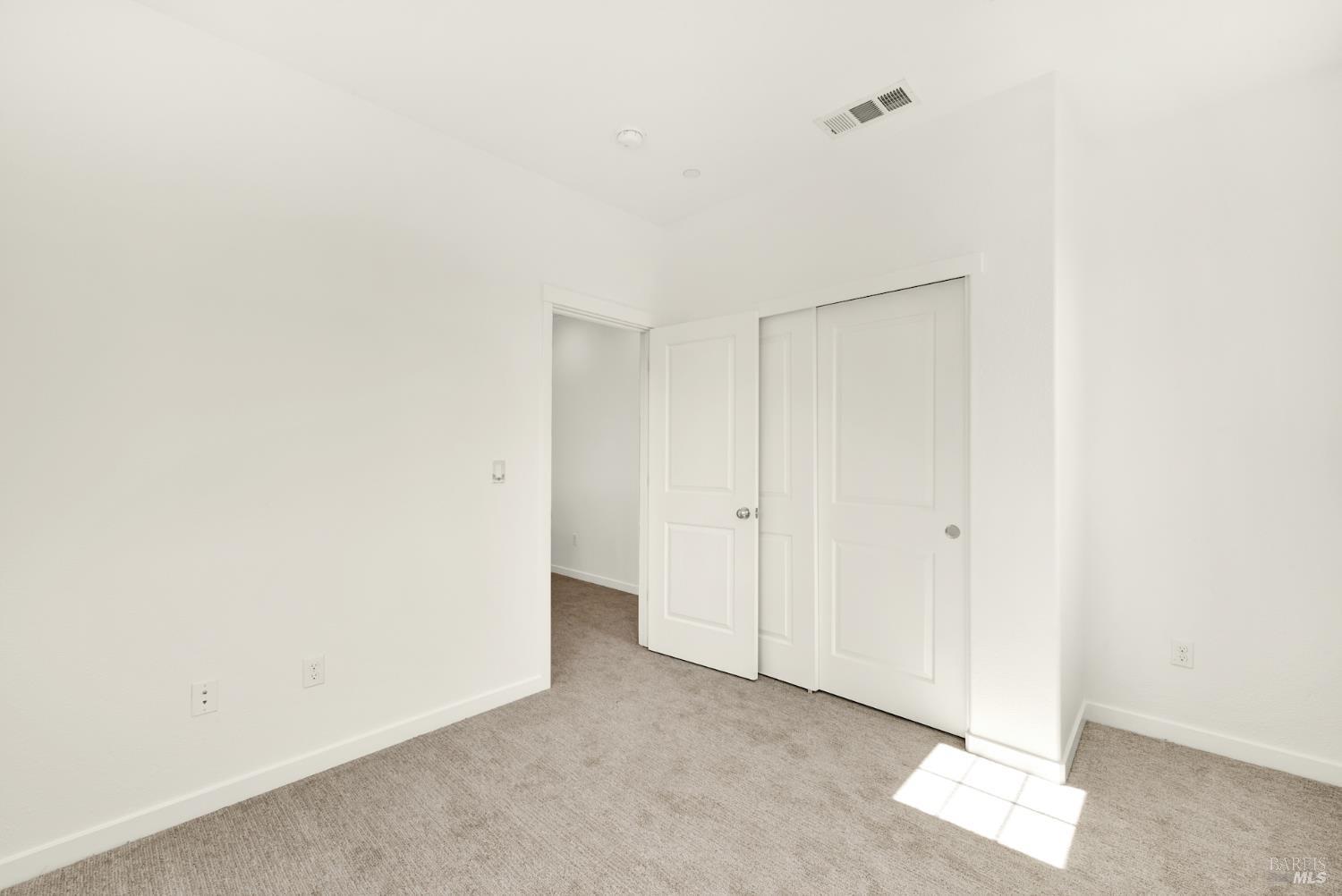 Detail Gallery Image 52 of 71 For 399 Allegany Ct, Fairfield,  CA 94534 - 3 Beds | 2/1 Baths