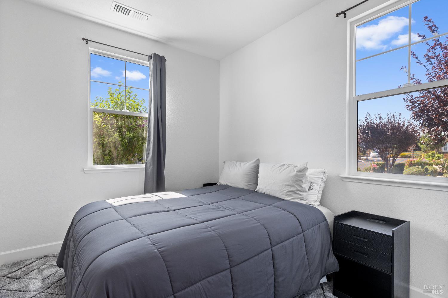 Detail Gallery Image 15 of 48 For 525 Eagle Dr, Rio Vista,  CA 94571 - 2 Beds | 2 Baths
