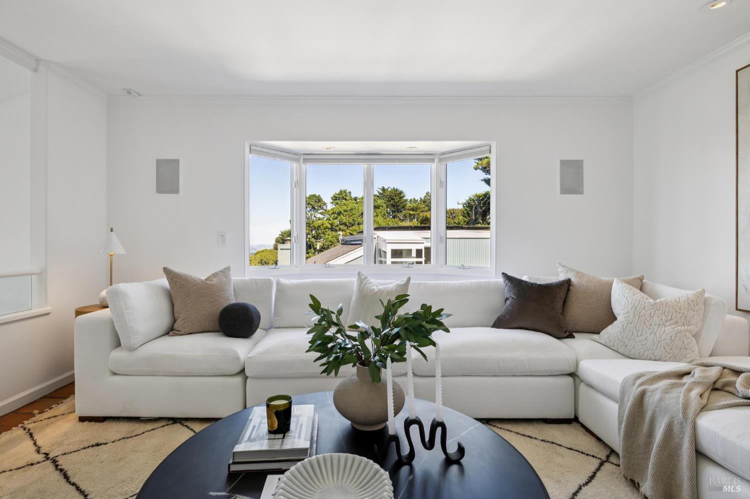 Detail Gallery Image 24 of 72 For 260 Spencer Ave, Sausalito,  CA 94965 - 5 Beds | 5 Baths