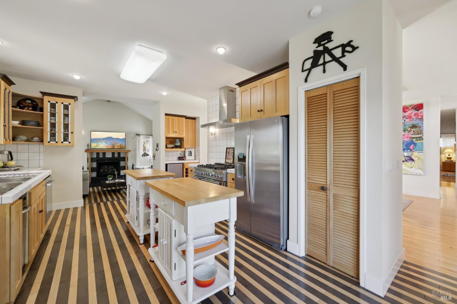 Detail Gallery Image 20 of 99 For 161 E D St, Benicia,  CA 94510 - 4 Beds | 3/1 Baths