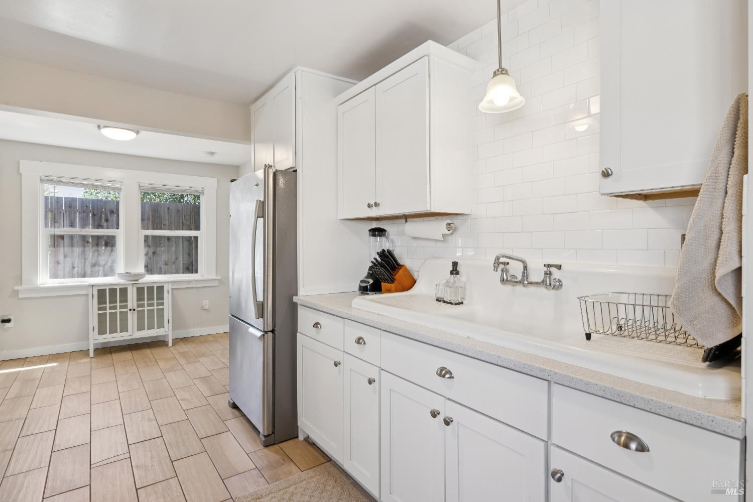 Detail Gallery Image 17 of 29 For 609 Brown St, Santa Rosa,  CA 95404 - 2 Beds | 1 Baths