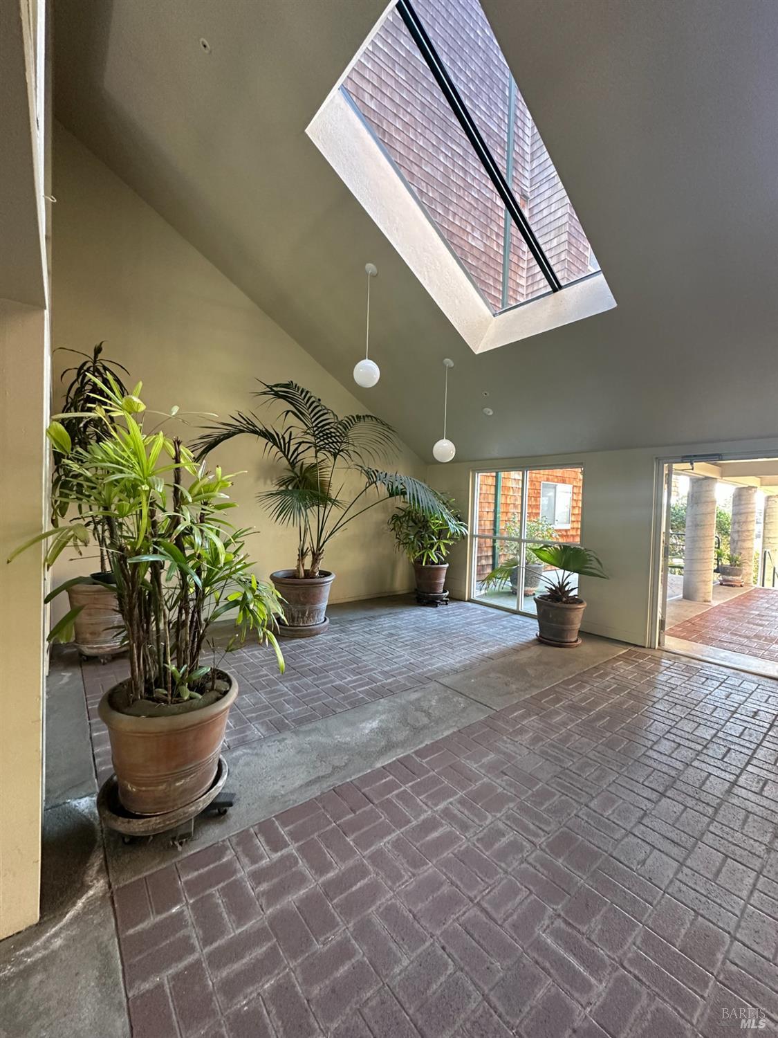 Detail Gallery Image 10 of 15 For 1201 Brickyard Way #105,  Richmond,  CA 94801 - 1 Beds | 1 Baths