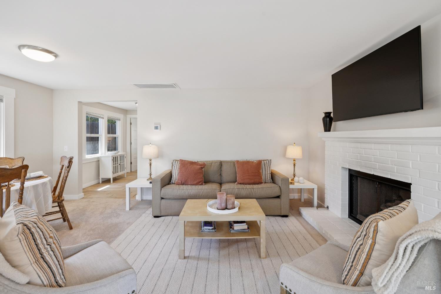 Detail Gallery Image 9 of 29 For 609 Brown St, Santa Rosa,  CA 95404 - 2 Beds | 1 Baths