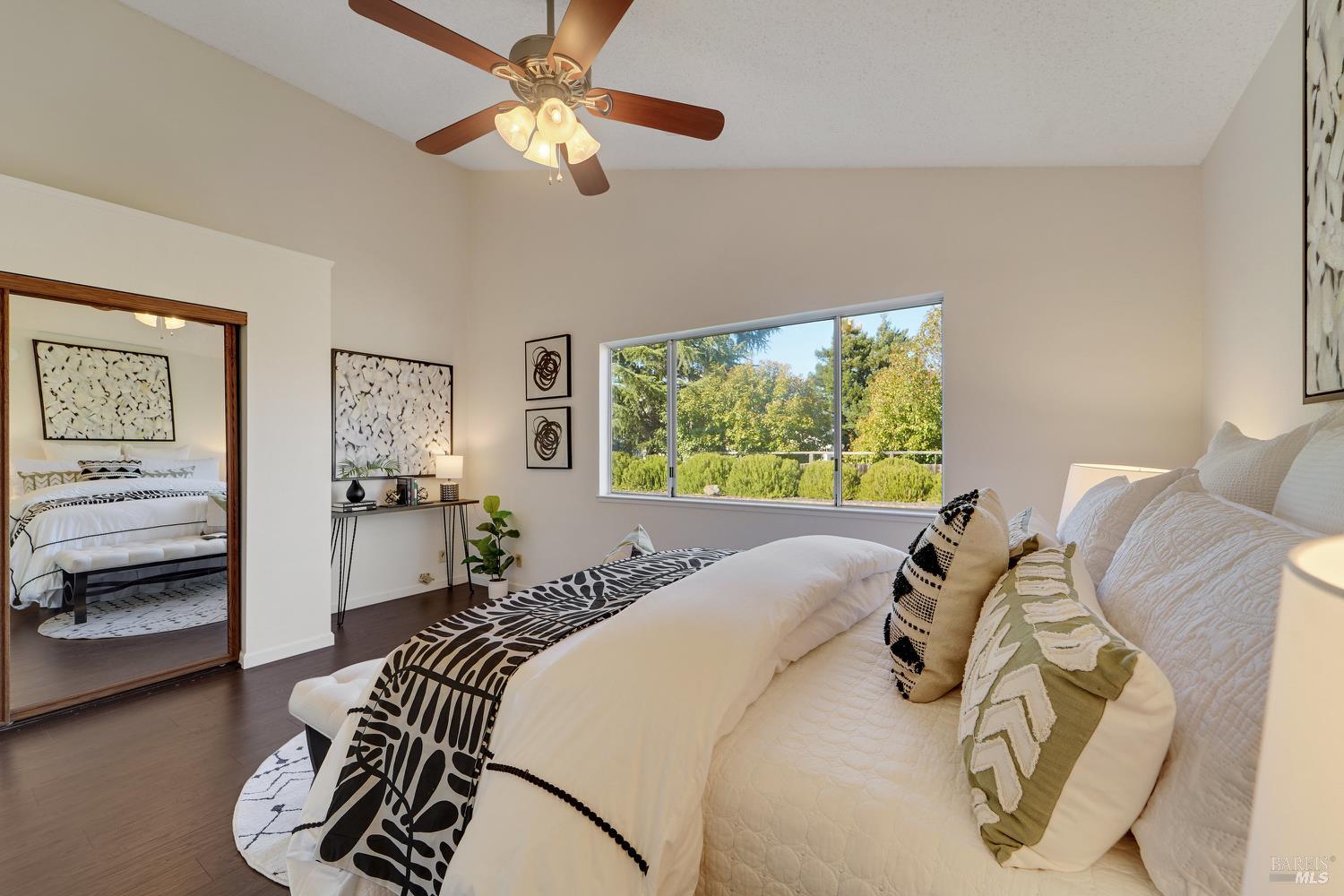 Detail Gallery Image 26 of 61 For 789 Barton Way, Benicia,  CA 94510 - 3 Beds | 2 Baths
