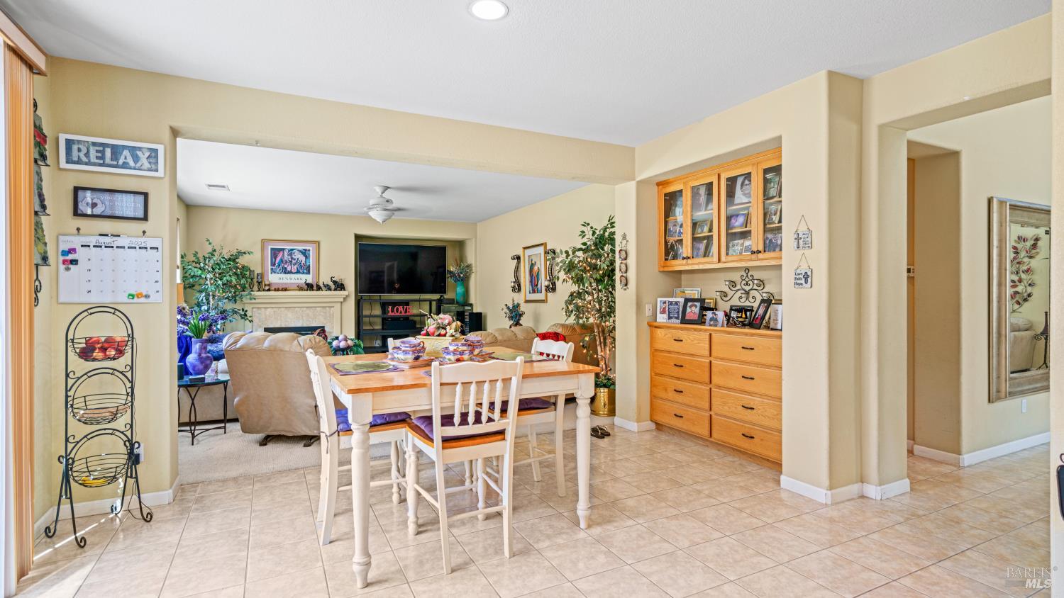 Detail Gallery Image 19 of 57 For 3501 Sunny Hill Ct, Fairfield,  CA 94534 - 4 Beds | 4/1 Baths