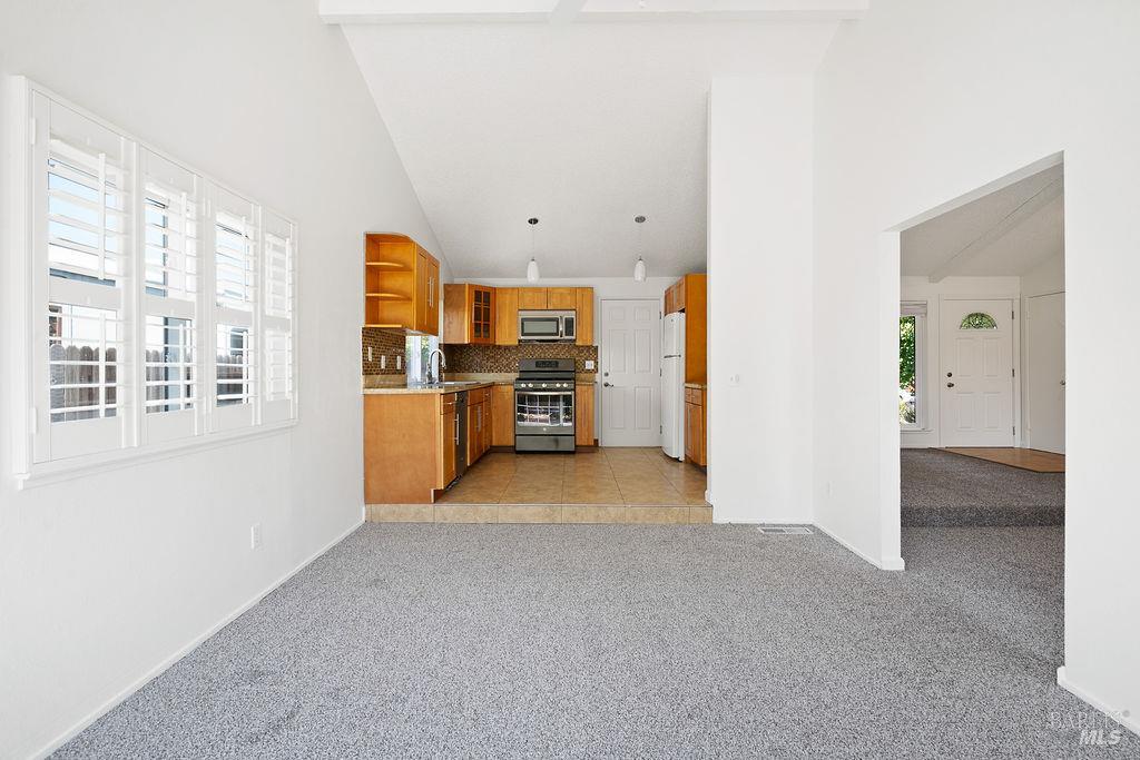 Detail Gallery Image 15 of 50 For 121 Yankee Jim Ct, Vallejo,  CA 94589 - 3 Beds | 2 Baths