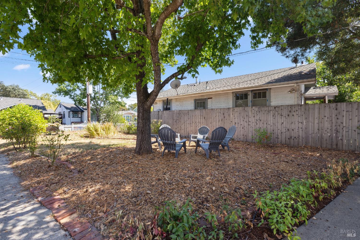 Detail Gallery Image 25 of 29 For 609 Brown St, Santa Rosa,  CA 95404 - 2 Beds | 1 Baths