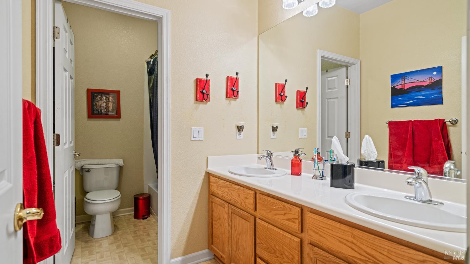 Detail Gallery Image 30 of 57 For 3501 Sunny Hill Ct, Fairfield,  CA 94534 - 4 Beds | 4/1 Baths