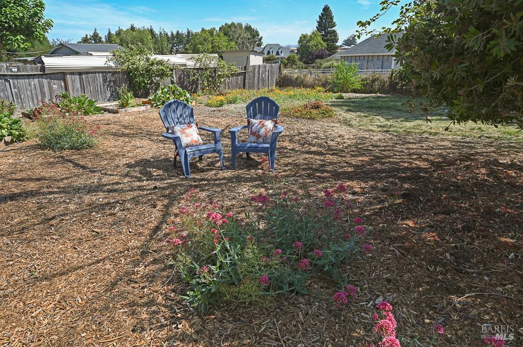 Detail Gallery Image 29 of 34 For 5227 Wendell Ln, Sebastopol,  CA 95472 - 3 Beds | 1 Baths