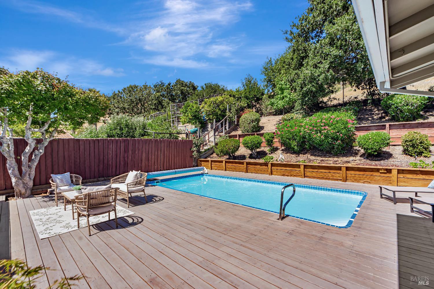 Detail Gallery Image 19 of 33 For 936 Patricia Way, San Rafael,  CA 94903 - 3 Beds | 2 Baths