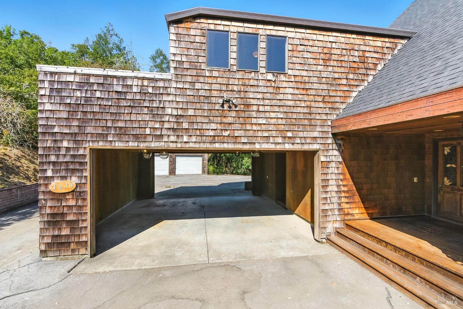 Detail Gallery Image 5 of 80 For 4870 Bennett Valley Rd, Santa Rosa,  CA 95404 - 3 Beds | 2 Baths