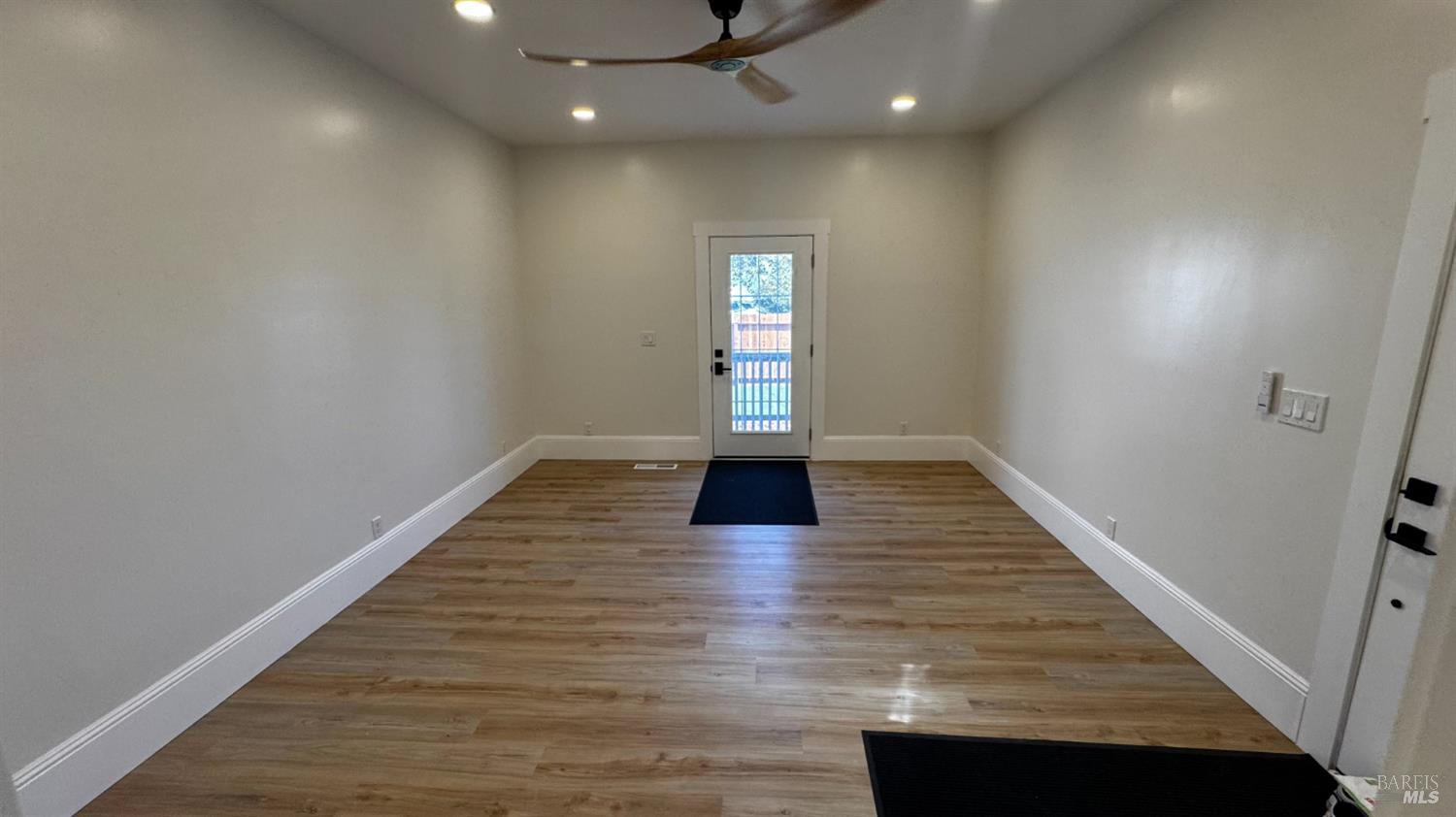 Detail Gallery Image 3 of 19 For 43 11th St, Richmond,  CA 94801 - 3 Beds | 2 Baths