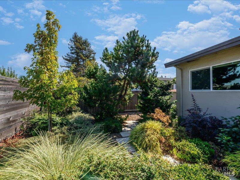 Detail Gallery Image 30 of 30 For 2348 Eva St, Napa,  CA 94559 - 3 Beds | 2 Baths