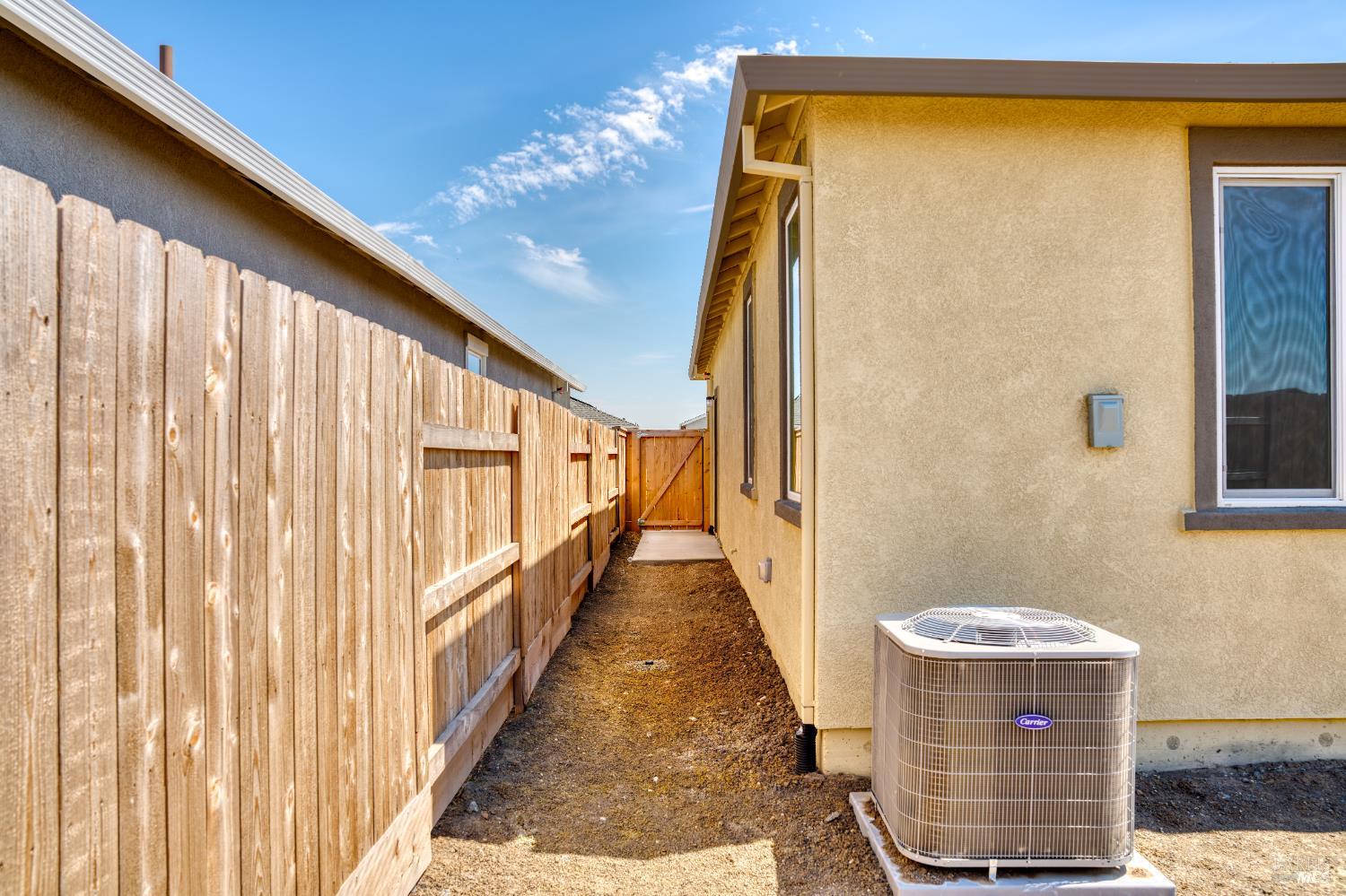 Detail Gallery Image 25 of 31 For 2231 Espana Ln, Rio Vista,  CA 94571 - 2 Beds | 2 Baths