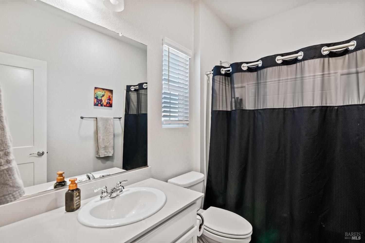 Detail Gallery Image 24 of 28 For 1090 Davidson Ct, Dixon,  CA 95620 - 4 Beds | 3 Baths