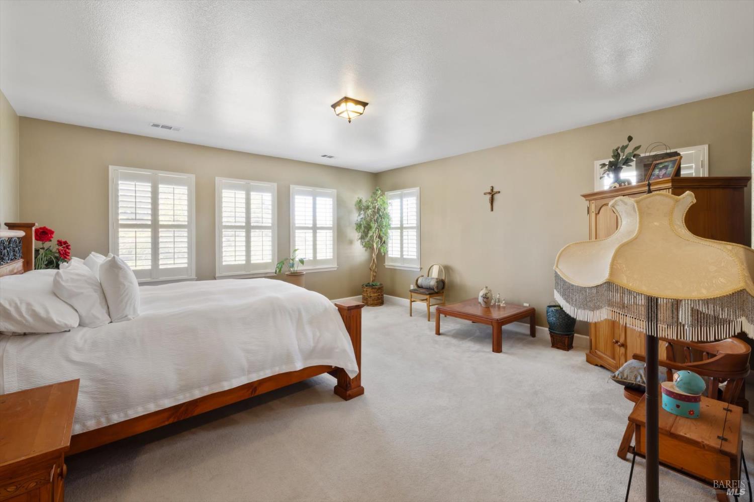 Detail Gallery Image 27 of 78 For 425 Arguello Dr, Benicia,  CA 94510 - 4 Beds | 2/1 Baths