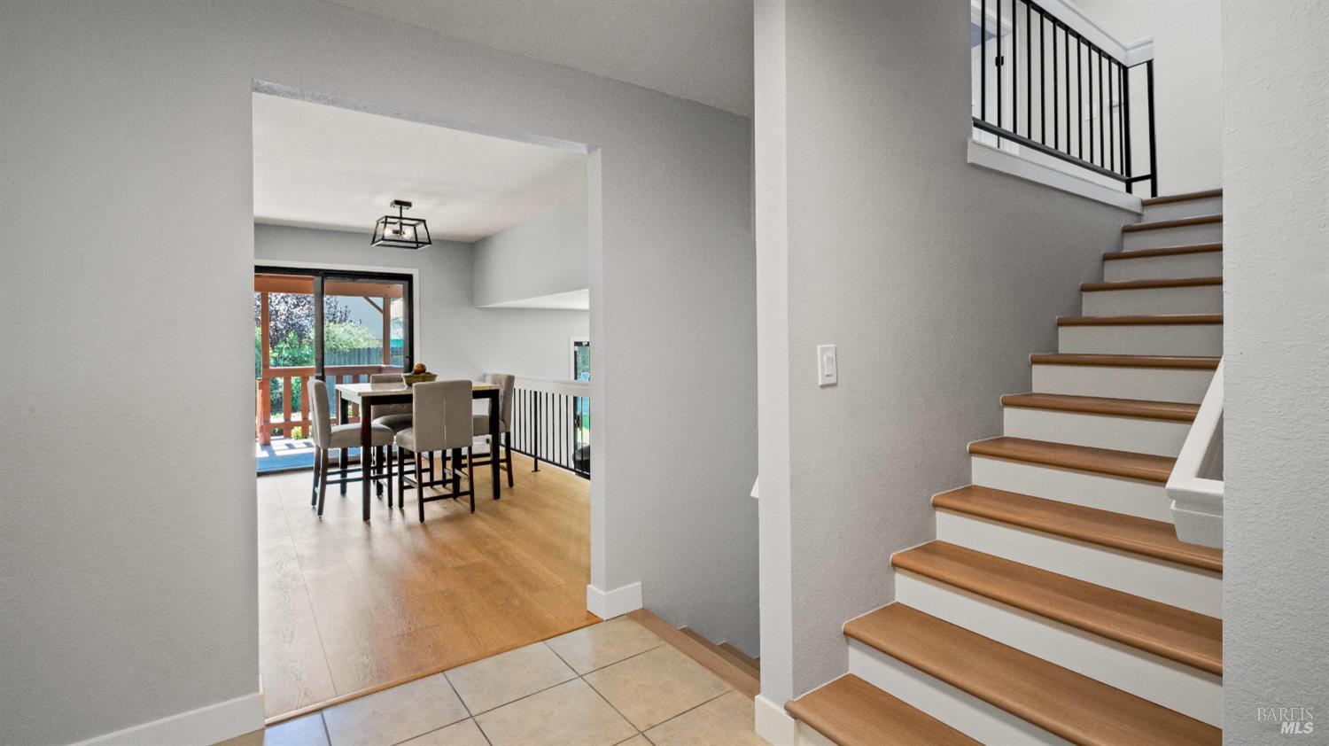 Detail Gallery Image 9 of 99 For 3265 Arroyo Dr, Fairfield,  CA 94533 - 4 Beds | 2/1 Baths