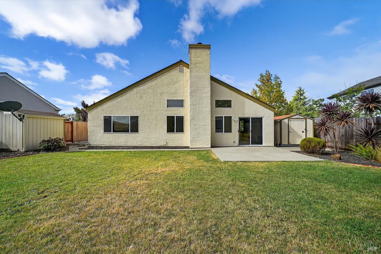 Detail Gallery Image 35 of 61 For 789 Barton Way, Benicia,  CA 94510 - 3 Beds | 2 Baths
