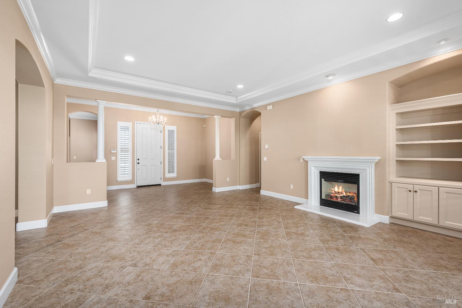 Detail Gallery Image 5 of 39 For 7518 Walnut Orchard Way, Santa Rosa,  CA 95409 - 3 Beds | 2 Baths