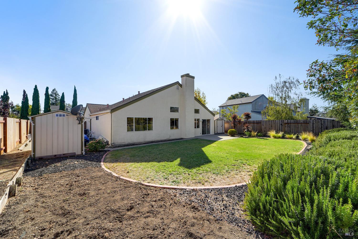 Detail Gallery Image 37 of 61 For 789 Barton Way, Benicia,  CA 94510 - 3 Beds | 2 Baths