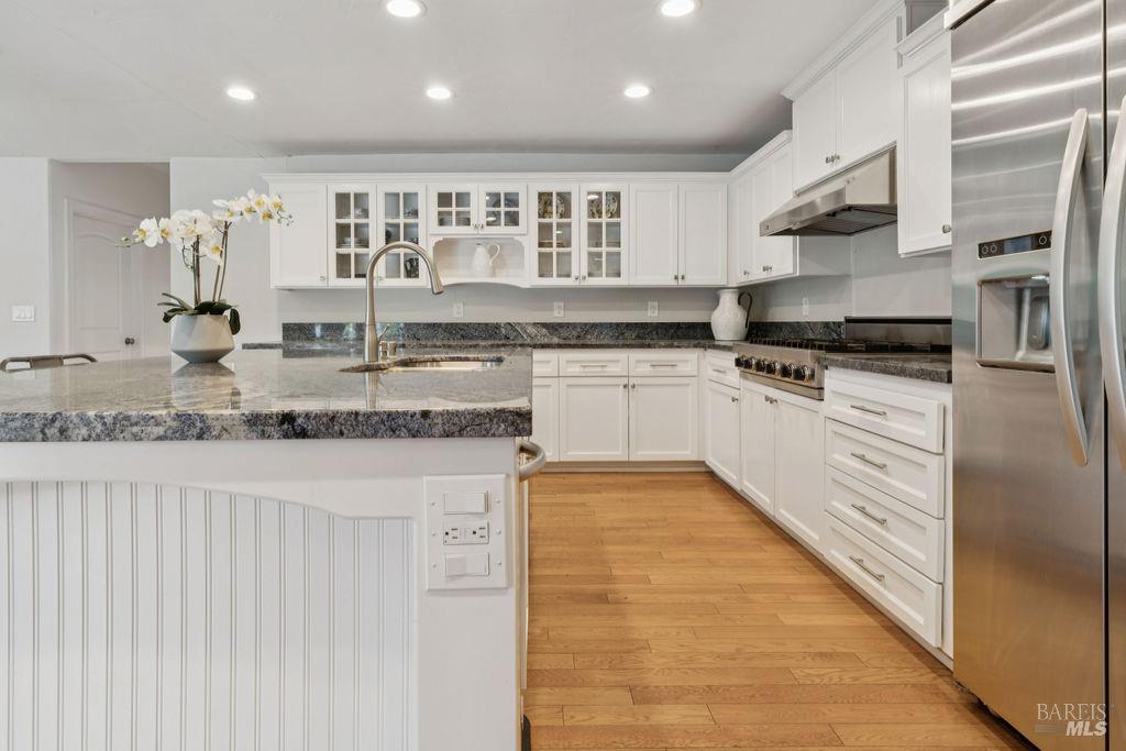 Detail Gallery Image 27 of 73 For 15119 Grove St, Healdsburg,  CA 95448 - 3 Beds | 4/1 Baths