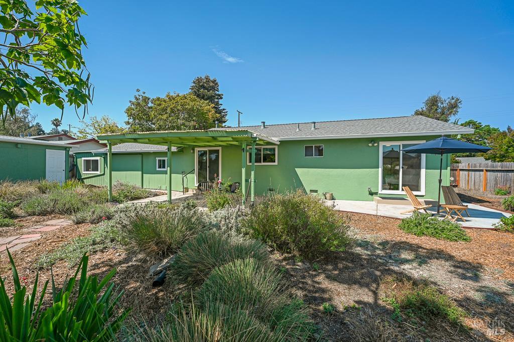 Detail Gallery Image 21 of 34 For 5227 Wendell Ln, Sebastopol,  CA 95472 - 3 Beds | 1 Baths