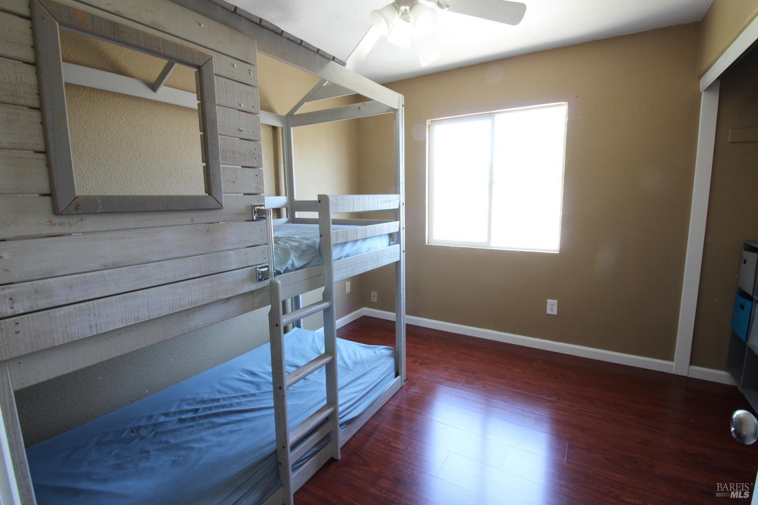 Detail Gallery Image 17 of 26 For 513 De Flores Cir, Rio Vista,  CA 94571 - 4 Beds | 2/1 Baths