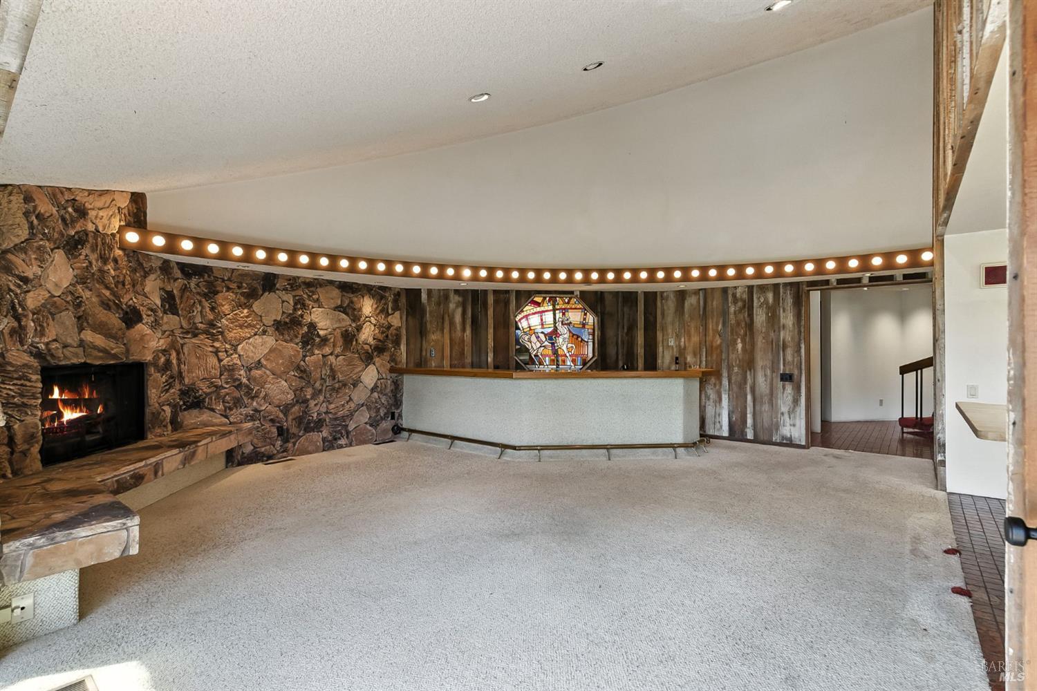 Detail Gallery Image 10 of 80 For 4870 Bennett Valley Rd, Santa Rosa,  CA 95404 - 3 Beds | 2 Baths