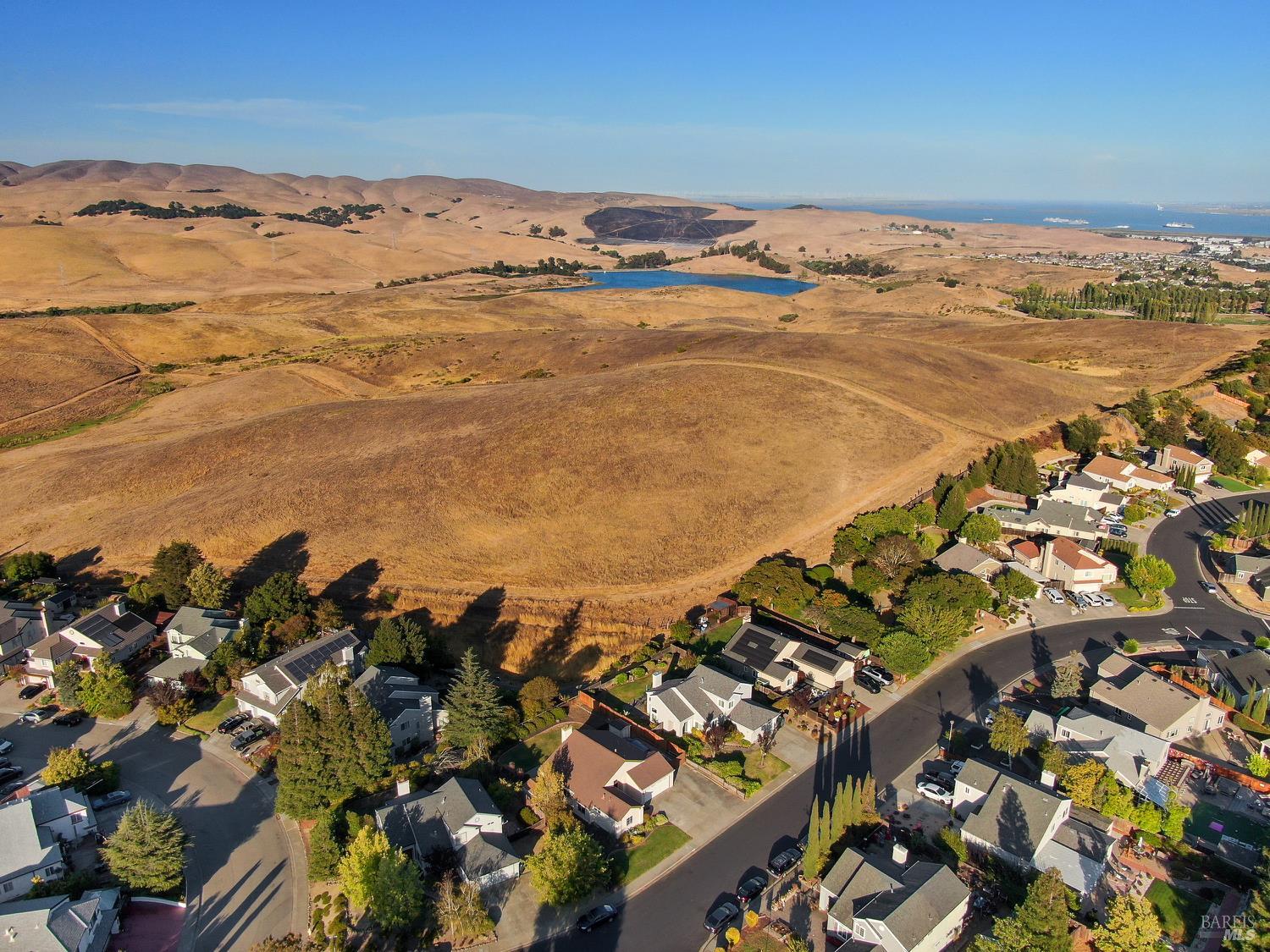 Detail Gallery Image 49 of 61 For 789 Barton Way, Benicia,  CA 94510 - 3 Beds | 2 Baths