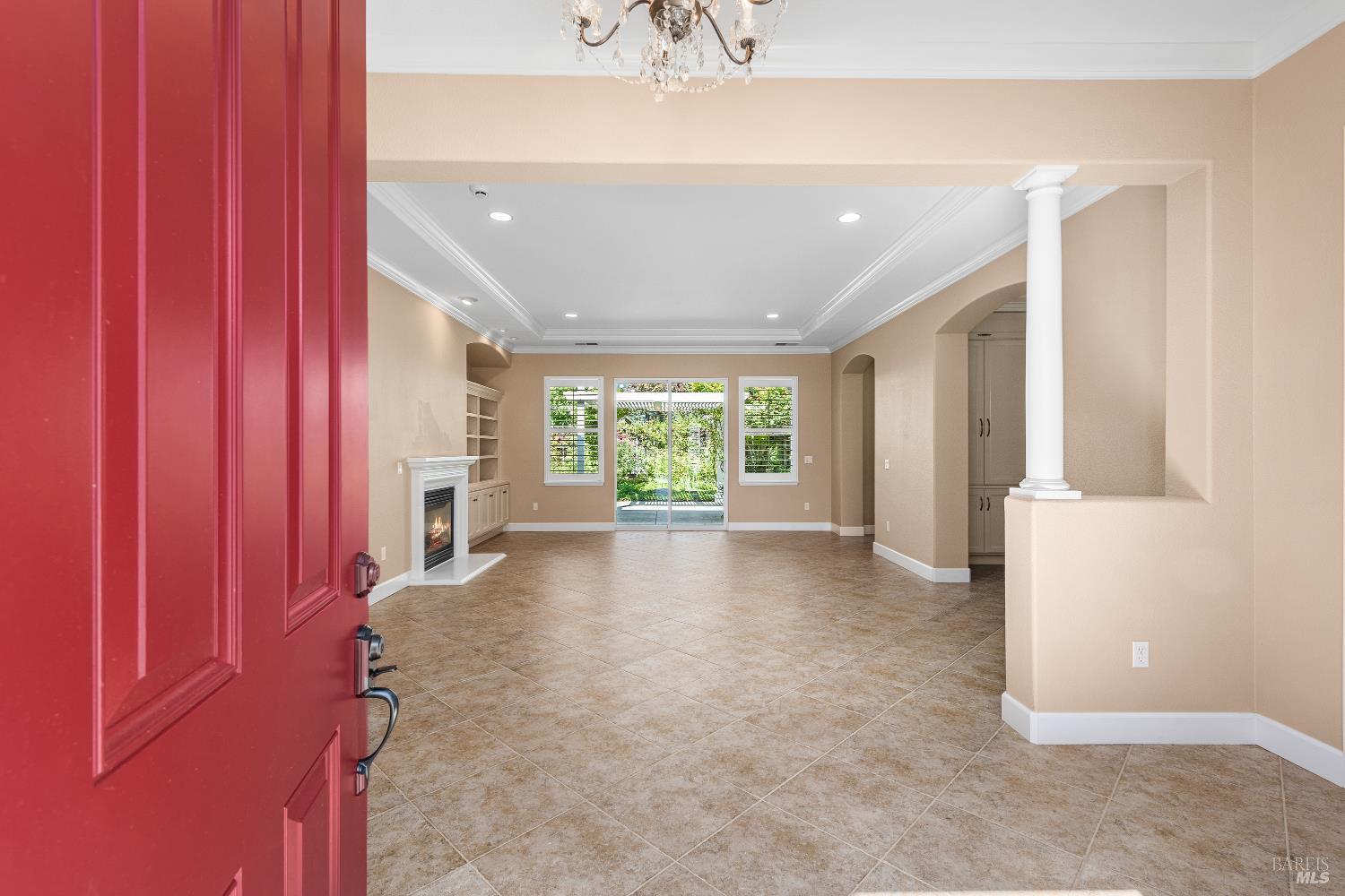 Detail Gallery Image 3 of 39 For 7518 Walnut Orchard Way, Santa Rosa,  CA 95409 - 3 Beds | 2 Baths