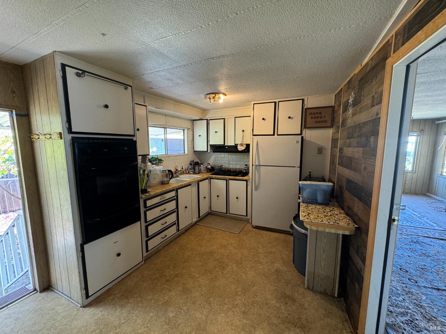 Detail Gallery Image 28 of 38 For 66 Yosemite Rd, San Rafael,  CA 94903 - 2 Beds | 2 Baths