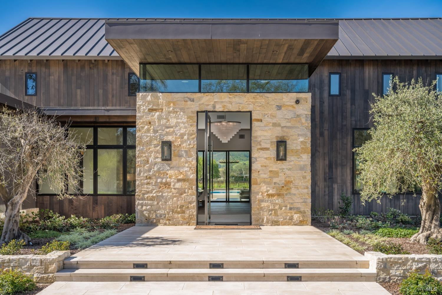 Detail Gallery Image 4 of 71 For 6691 Finnell Rd, Yountville,  CA 94599 - 6 Beds | 7/2 Baths