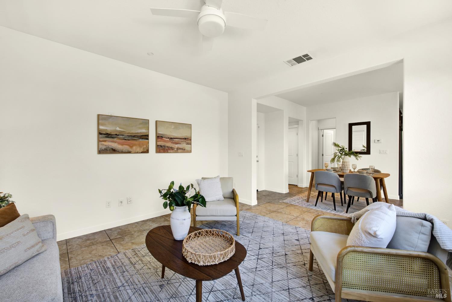Detail Gallery Image 17 of 71 For 399 Allegany Ct, Fairfield,  CA 94534 - 3 Beds | 2/1 Baths