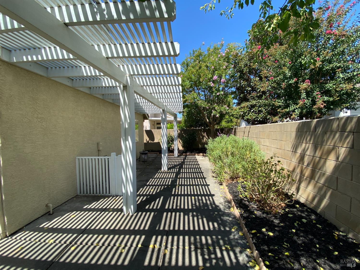 Detail Gallery Image 41 of 57 For 331 Pippin Ct, Vacaville,  CA 95687 - 2 Beds | 2 Baths