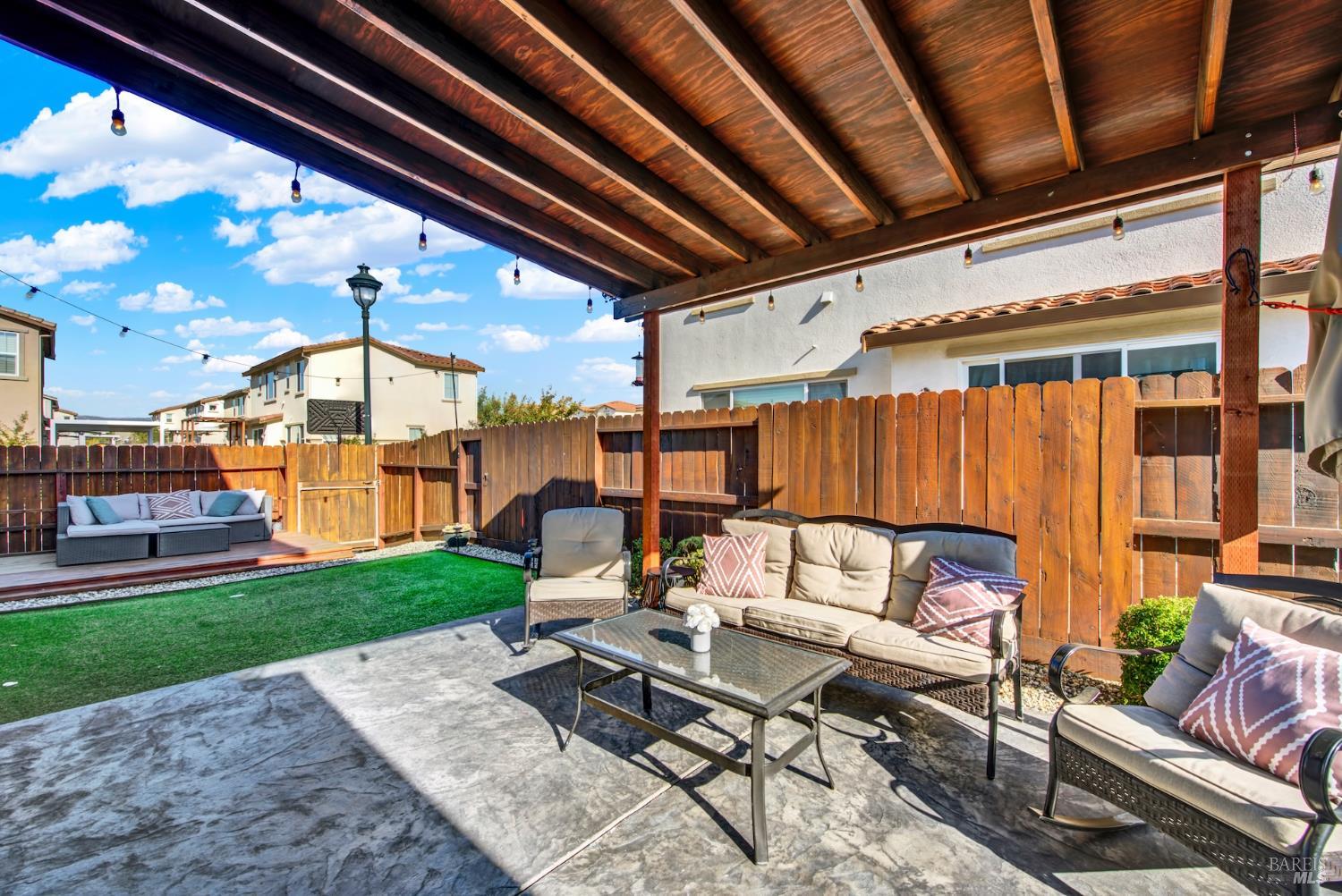 Detail Gallery Image 23 of 67 For 336 Primrose Dr, Vacaville,  CA 95687 - 4 Beds | 3 Baths