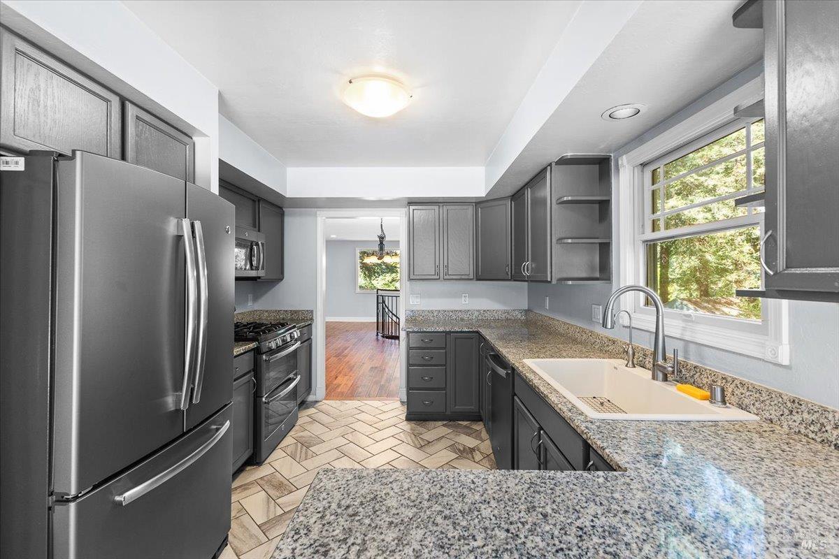 Detail Gallery Image 7 of 36 For 11165 Hwy 116 Unkn, Forestville,  CA 95436 - 3 Beds | 1 Baths