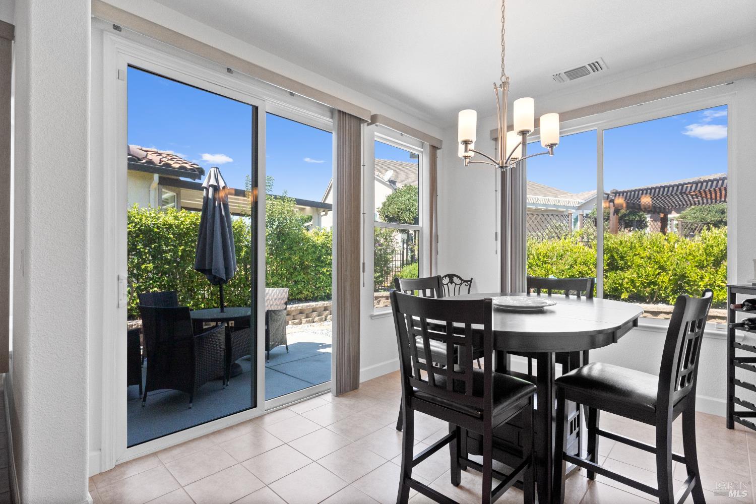 Detail Gallery Image 40 of 48 For 525 Eagle Dr, Rio Vista,  CA 94571 - 2 Beds | 2 Baths