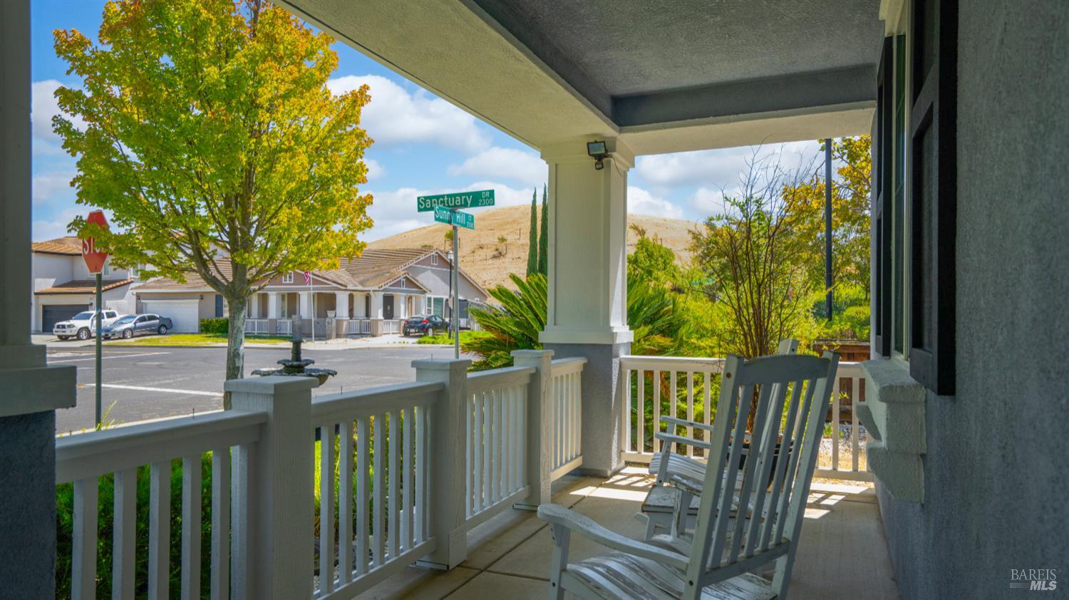 Detail Gallery Image 6 of 57 For 3501 Sunny Hill Ct, Fairfield,  CA 94534 - 4 Beds | 4/1 Baths