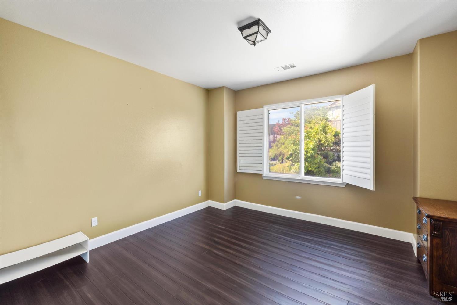 Detail Gallery Image 41 of 78 For 425 Arguello Dr, Benicia,  CA 94510 - 4 Beds | 2/1 Baths