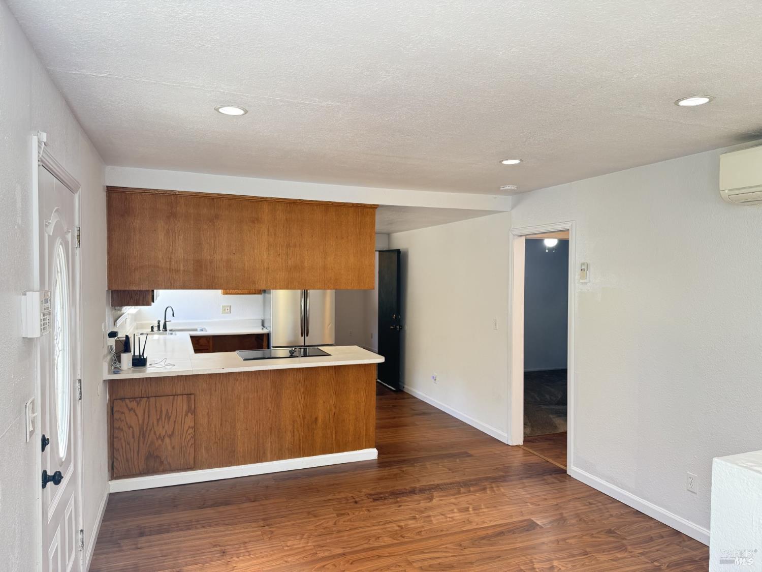 Detail Gallery Image 8 of 21 For 4940 Spruce St, Clearlake,  CA 95422 - 4 Beds | 2 Baths
