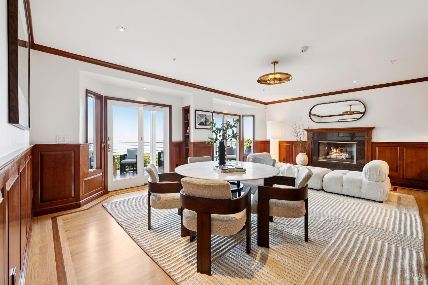 Detail Gallery Image 33 of 72 For 260 Spencer Ave, Sausalito,  CA 94965 - 5 Beds | 5 Baths