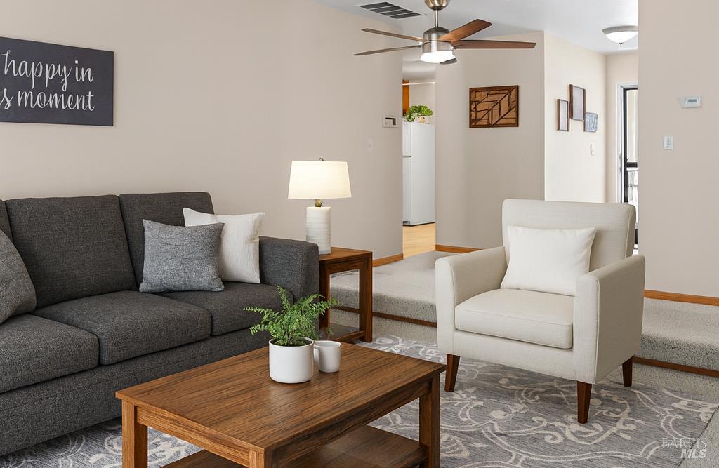 Detail Gallery Image 13 of 78 For 14 St. Paul Cir, Novato,  CA 94947 - 4 Beds | 2 Baths