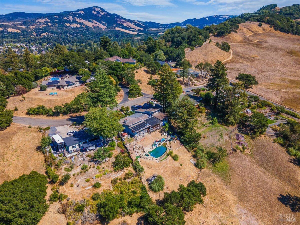 Detail Gallery Image 47 of 52 For 4331 Panorama Dr, Santa Rosa,  CA 95404 - 6 Beds | 3 Baths