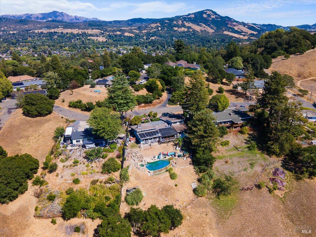 Detail Gallery Image 48 of 52 For 4331 Panorama Dr, Santa Rosa,  CA 95404 - 6 Beds | 3 Baths