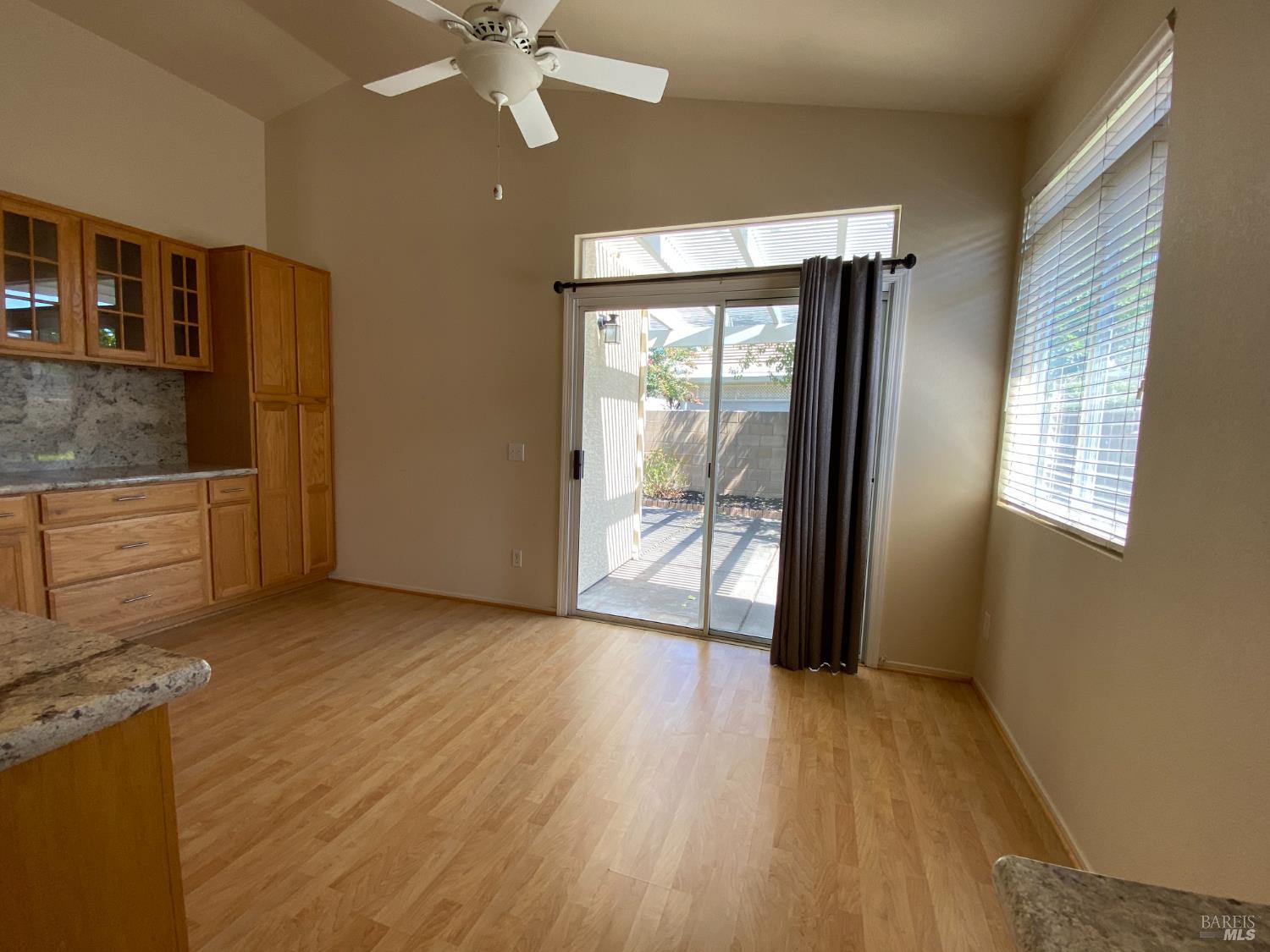 Detail Gallery Image 13 of 57 For 331 Pippin Ct, Vacaville,  CA 95687 - 2 Beds | 2 Baths
