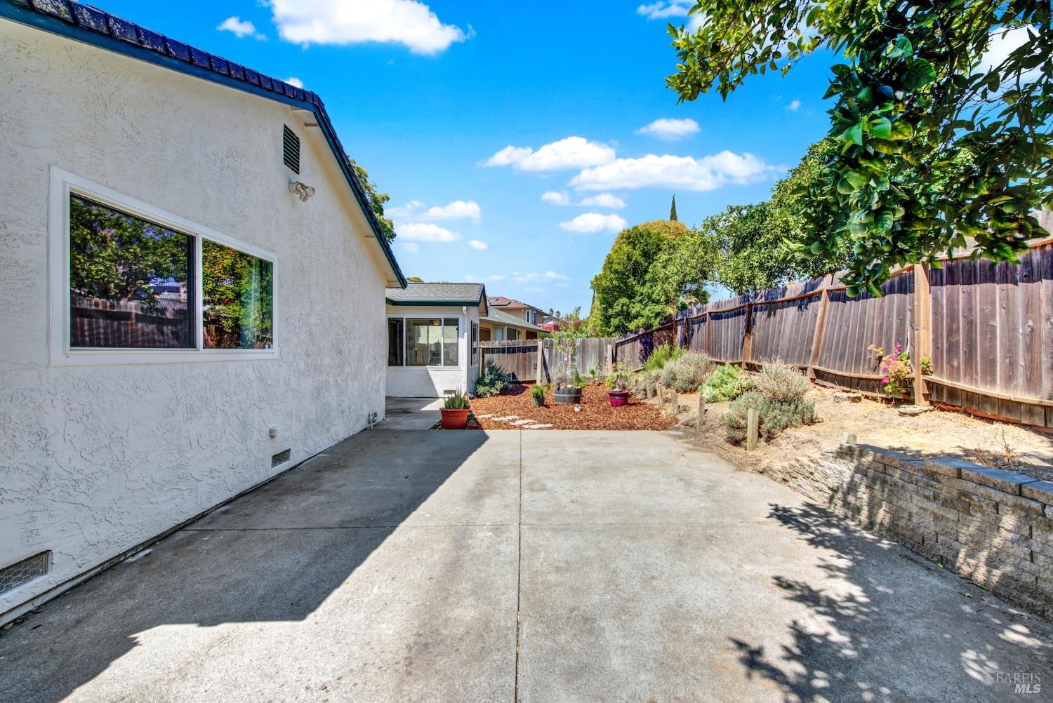 Detail Gallery Image 44 of 50 For 2968 Juniper St, Fairfield,  CA 94533 - 3 Beds | 2 Baths