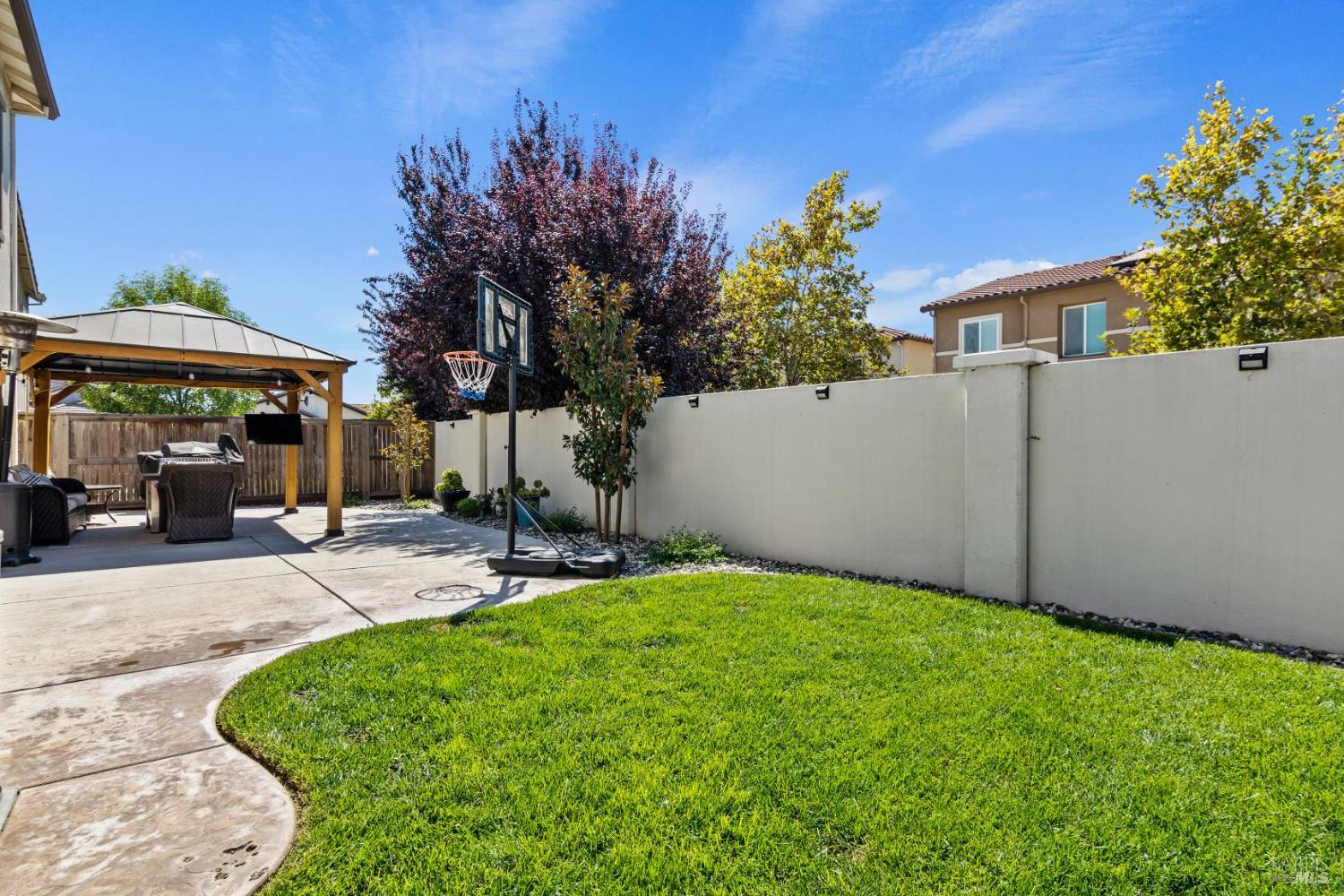 Detail Gallery Image 28 of 28 For 1090 Davidson Ct, Dixon,  CA 95620 - 4 Beds | 3 Baths