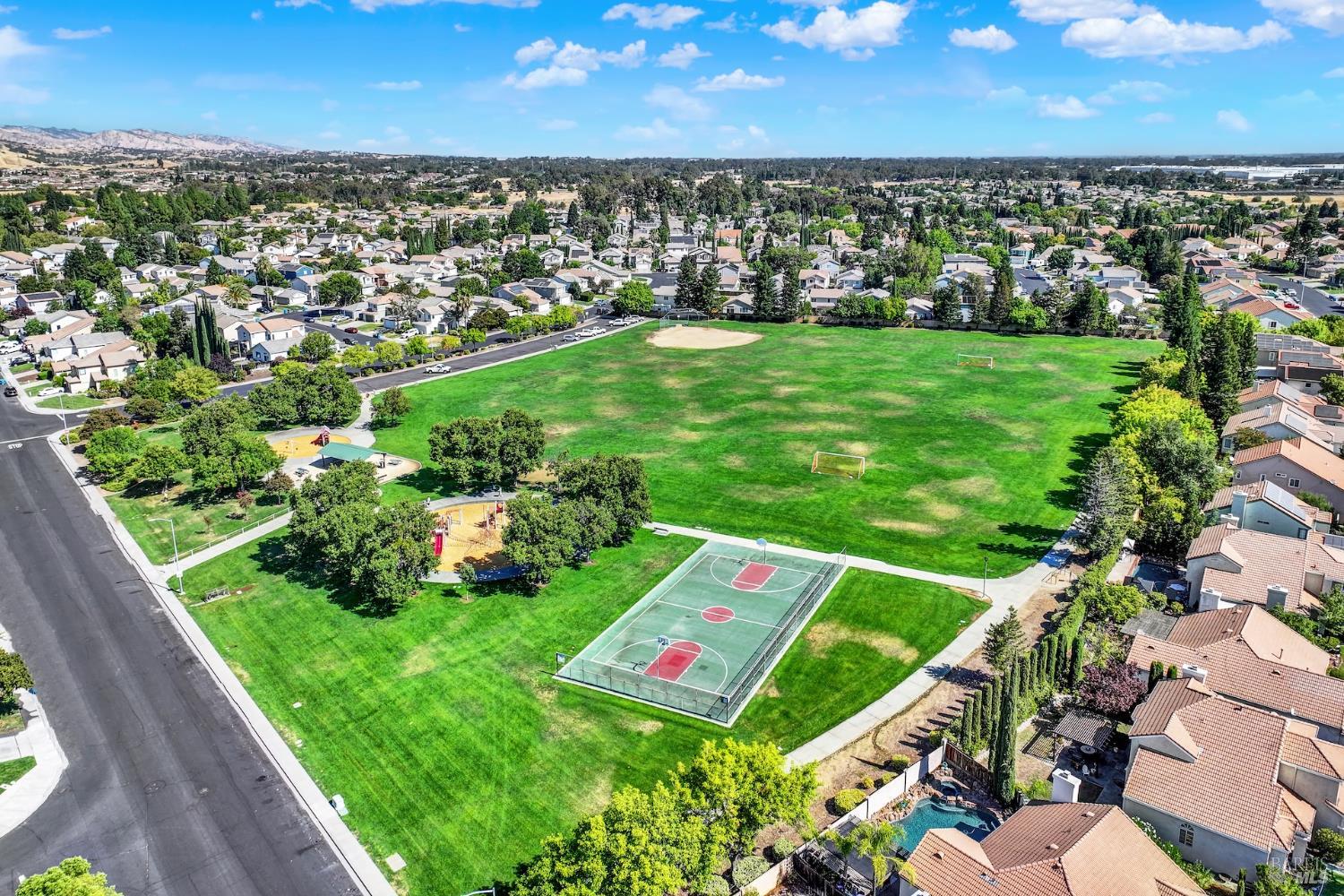 Detail Gallery Image 87 of 99 For 218 Donegal Ct, Vacaville,  CA 95688 - 4 Beds | 2/1 Baths