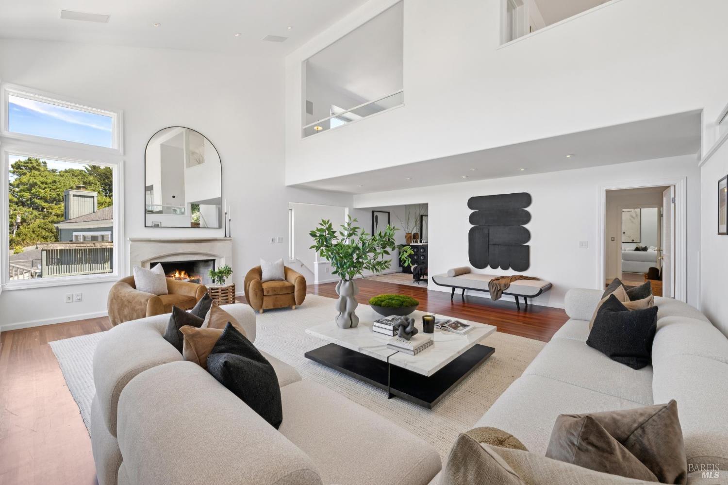 Detail Gallery Image 3 of 72 For 260 Spencer Ave, Sausalito,  CA 94965 - 5 Beds | 5 Baths